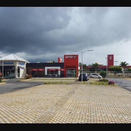 'The Solace' New Luxury Modern 1Bed 1Bath Apt. Portmore Exterior foto