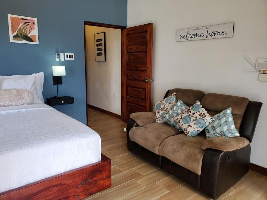 'The Solace' New Luxury Modern 1Bed 1Bath Apt. Portmore Exterior foto