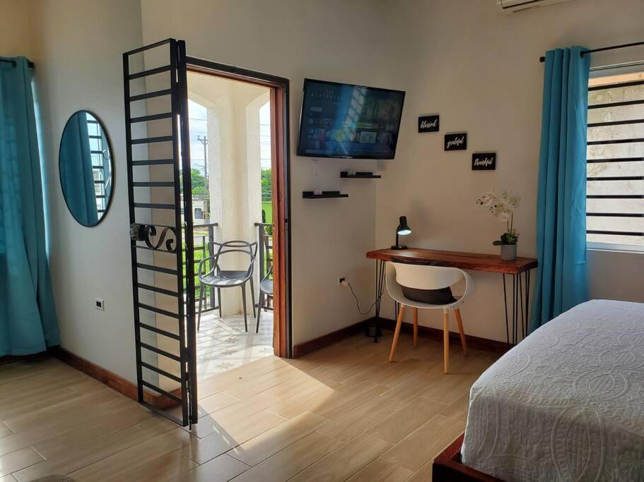 'The Solace' New Luxury Modern 1Bed 1Bath Apt. Portmore Exterior foto